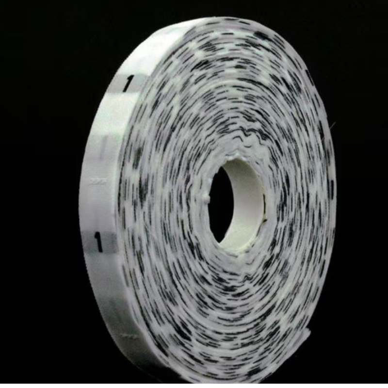 Talla bordada base blanca 10 mm
